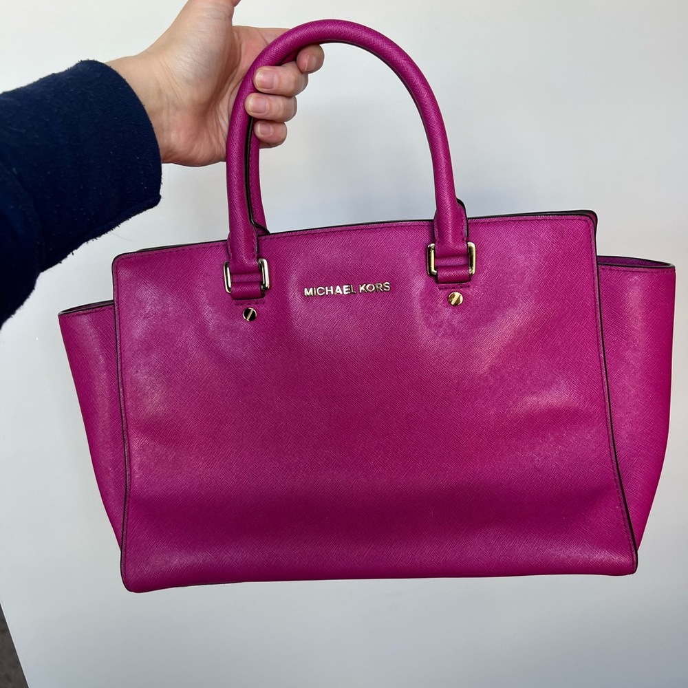 Michael kors satchel